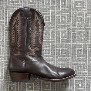M.L.Leddy leather boots-size 10b mens-a gift that was never worn-
